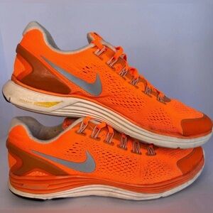 Size 13 Nike Men's Lunarglide 4 Fluorescent Orange Athletic Shoes. No insole